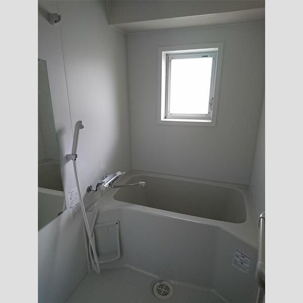 マンション外堀川の浴室