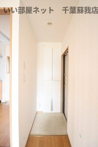 BAY SIDE COURT弐番館の玄関|シューズボックス付きで靴もスッキリ収納！