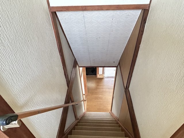 向原町下ノ浜中古戸建ての玄関