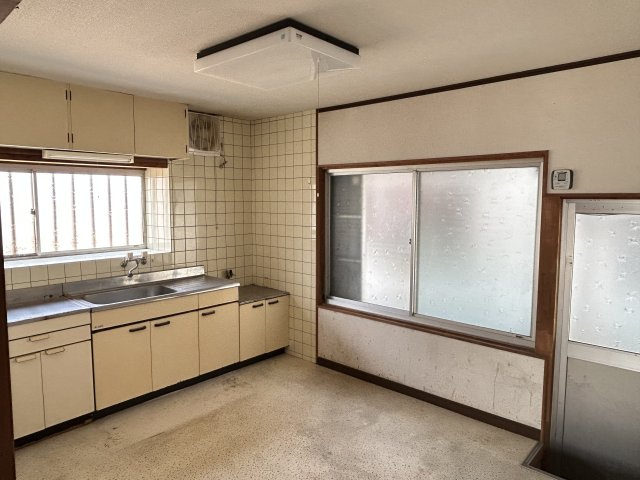 向原町下ノ浜中古戸建てのキッチン