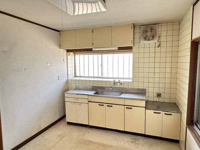 向原町下ノ浜中古戸建てのキッチン