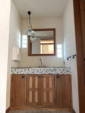 高崎市足門町1396-1の独立洗面台