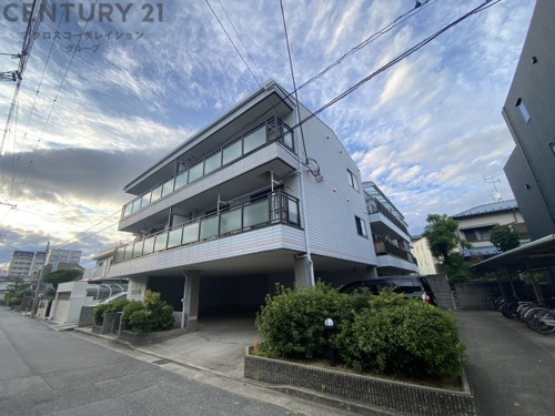 敷地内駐車場・駐輪場完備