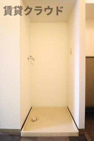 メゾン・サンガの洗面所|洗濯機置場