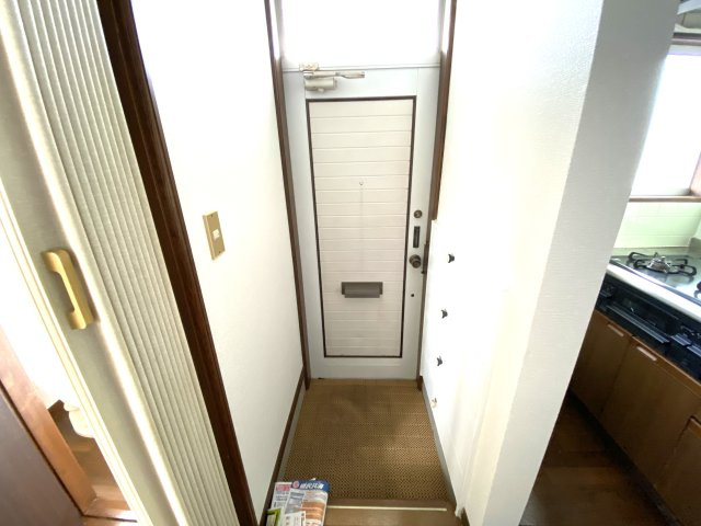 フルハウスNO.16の玄関