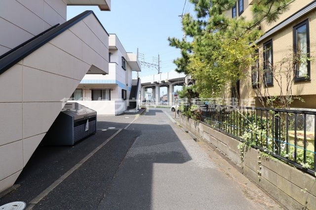 エターナIの周辺