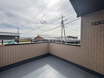 【バルコニー】