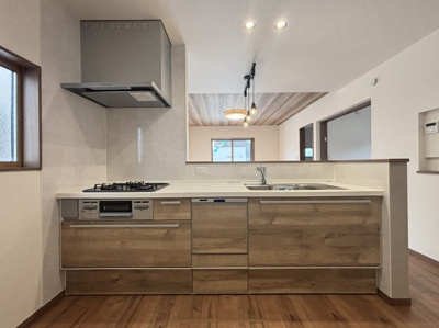 【脱衣所】 | 【鳥山上町第1期　現地外観】
※令和6年12月時点