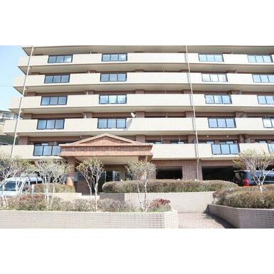 ハウベストマンショングリーンヒルのエントランス