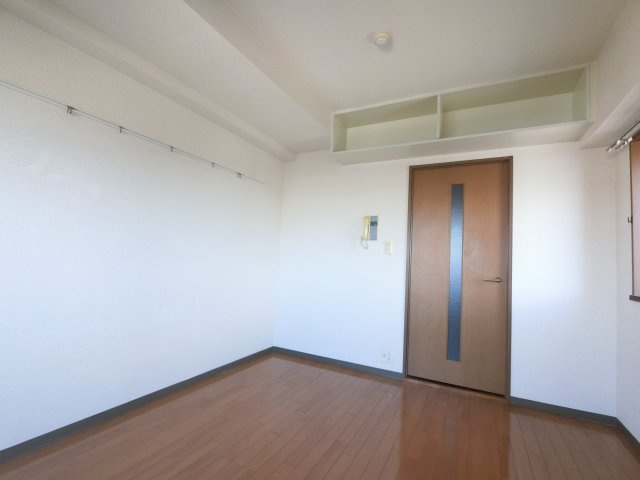 ラ・コート・ドール津田沼の居間・リビング