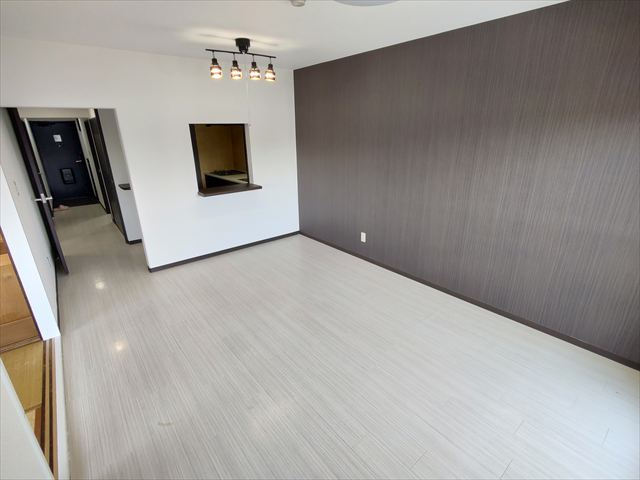 【居間・リビング】 | ワコーレ東松山 | 南向きのリビングダイニングです