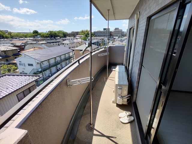 【バルコニー】 | ワコーレ東松山 | 風通しの良いバルコニーです