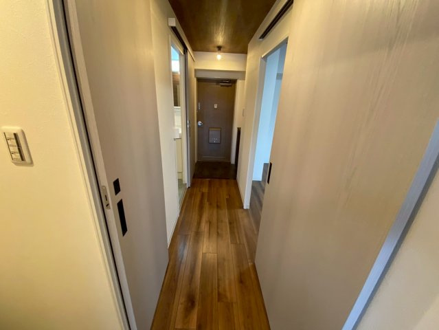 シティパレス瀬戸の玄関