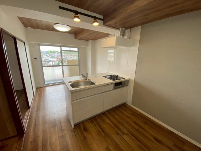 シティパレス瀬戸の居間・リビング