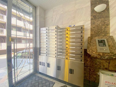 【その他共用部分】 | メゾン山城 | 集合ポストはダイヤル式となっております