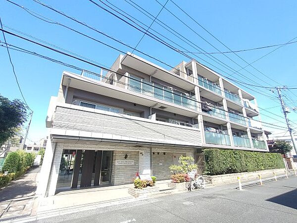 グローベルザ・プレイス舎人親水公園の外観