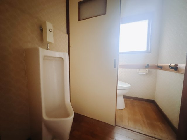 【中古戸建】高崎市下室田町のトイレ|■トイレ