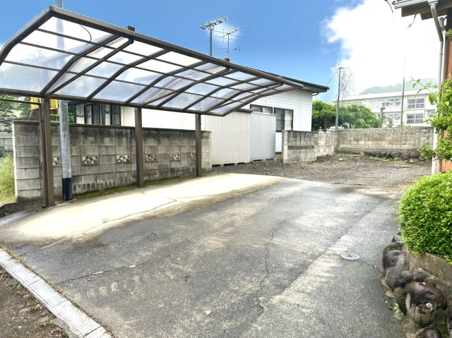 【中古戸建】高崎市下室田町の外観|■カースペース