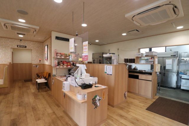 【内装】 | ヴィレッタ若松 | 内装は落ち着いています