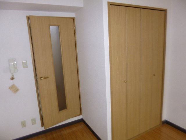 【内装】 | APEX FLAT　R | 室内の様子です（同物件別室写真です）