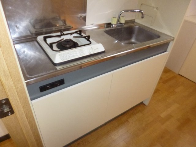 【キッチン】 | APEX FLAT　R | キッチンでお料理をお楽しみください（同物件別室写真です）