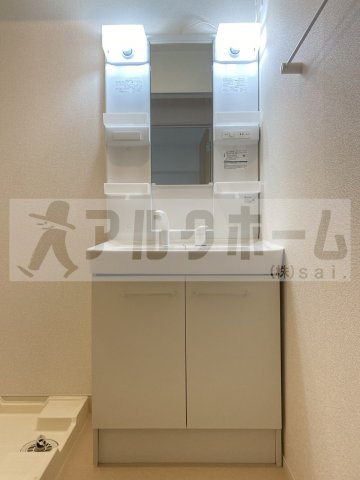 ジュネスアストルの独立洗面台