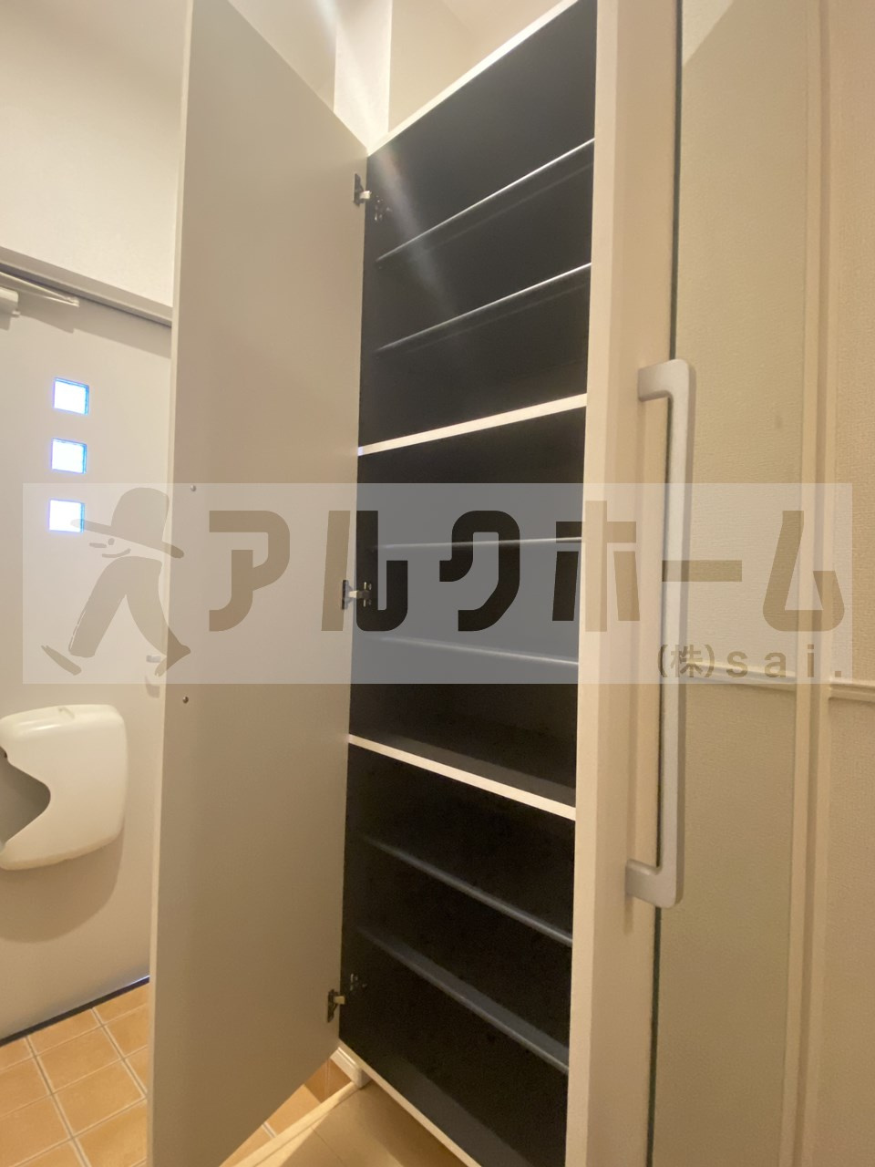 ジュネスアストルの玄関