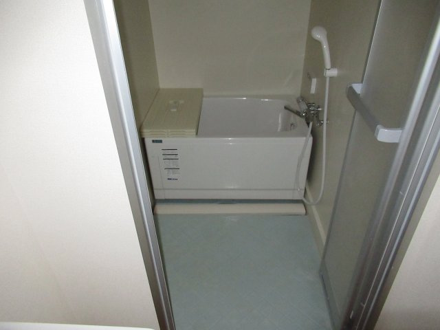 新長田駅前１ＤＫの浴室|お風呂で日々の疲れを落としましょう