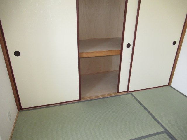 新長田駅前１ＤＫの収納|収納スペース豊富です