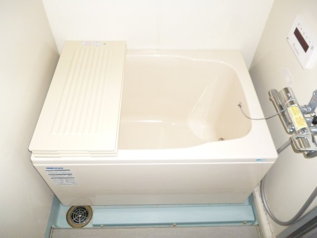 新長田駅前１ＬＤＫリニューアルＩの浴室|お風呂で日々の疲れを落としましょう