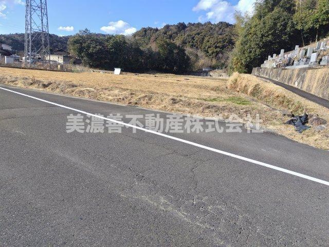 ６４８０２　岐阜市粟野西土地の外観