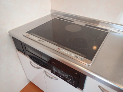 【キッチン】 | シェーンブルン宮の森 | キッチンでお料理をお楽しみください