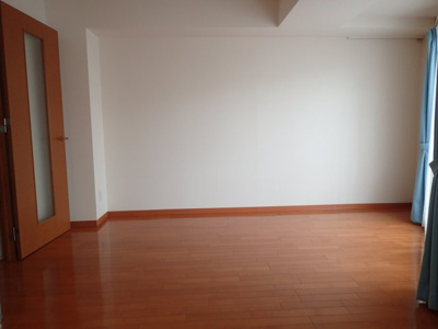 【居間・リビング】 | シェーンブルン宮の森 | ゆったりとした居間です