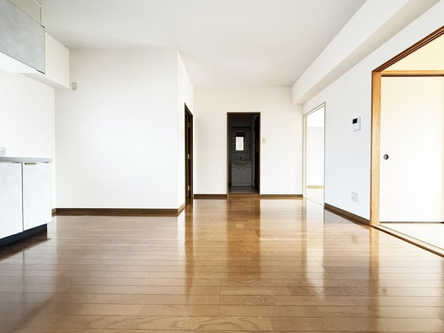 ユートピアⅢの居間・リビング