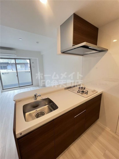 【キッチン】 | La Benten | キッチンでお料理をお楽しみください