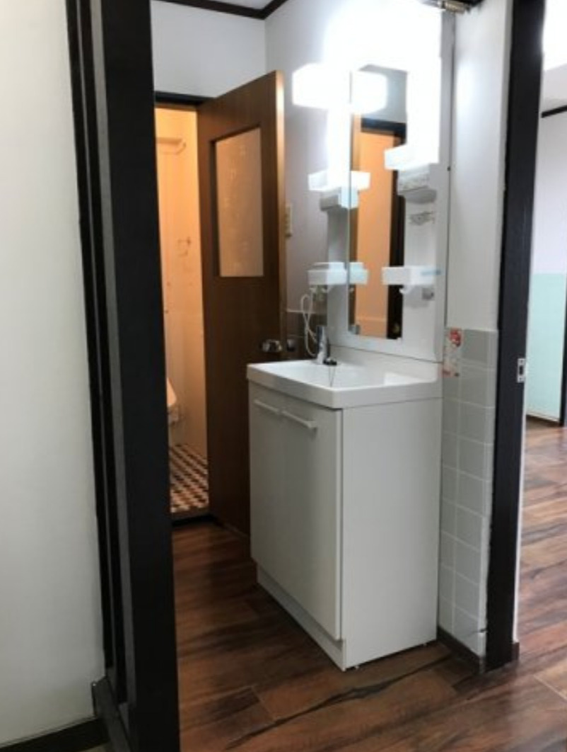 石川県金沢市　一棟売マンション　乙丸駅徒歩5分！の独立洗面台