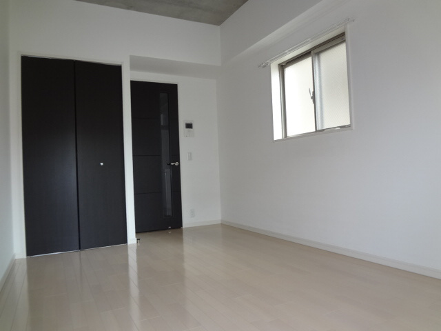 アドバンス三宮Ⅳルシールの居間・リビング