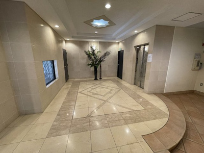 【ロビー】 | シュロス鶴ケ丘