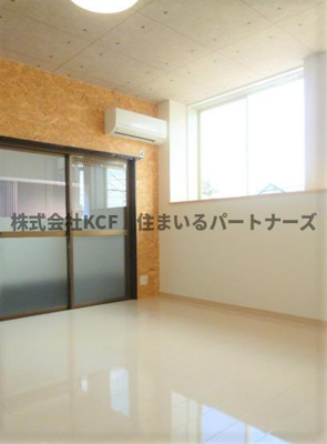 【居間・リビング】 | アンジェ大学前 | ゆったりとしたリビングです