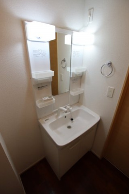 【独立洗面台】 | クリスタルグランツ