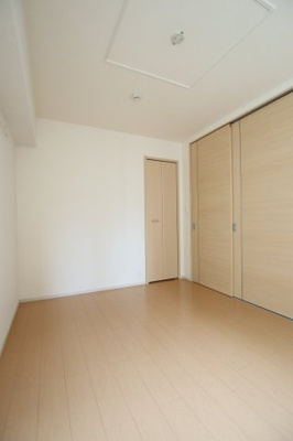 【洋室】 | クリスタルグランツ