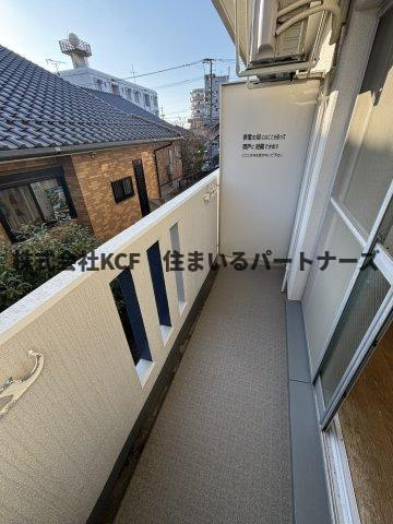 ロワールハイツのバルコニー|お洗濯にも便利なバルコニー付き
