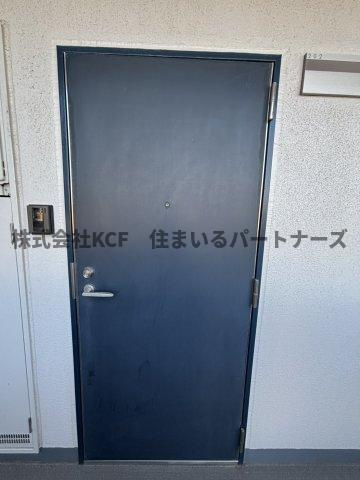 ロワールハイツの玄関