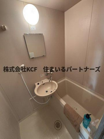 ロワールハイツの浴室|日々の疲れを癒すお風呂付です