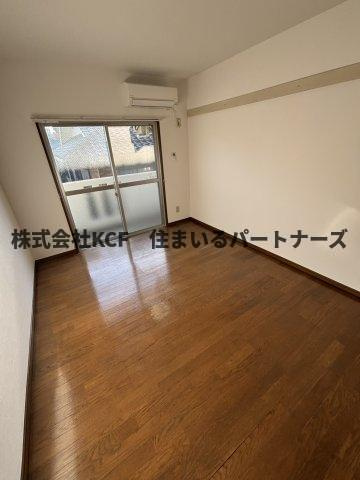 ロワールハイツの居間・リビング