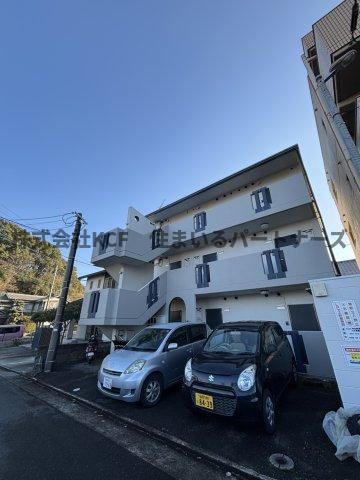 ロワールハイツの外観