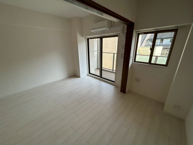 リヴェント福島野田の洋室