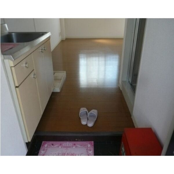 サニーパレス五色山の玄関