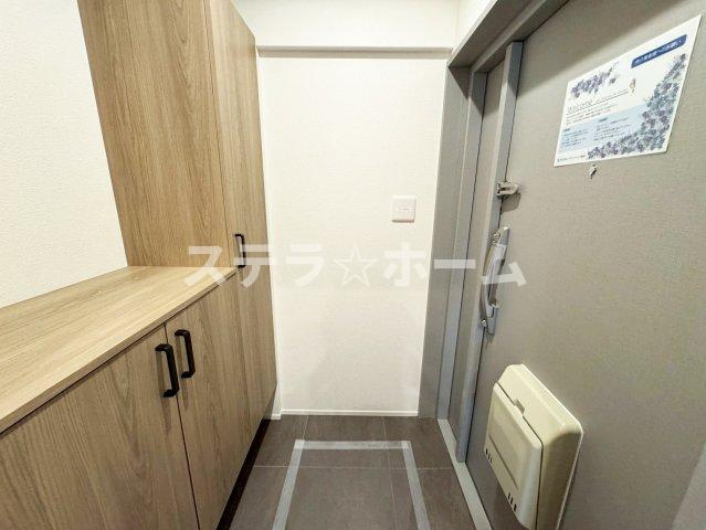 グリーンタウン茨木6番館の玄関|ゆったりとした玄関です