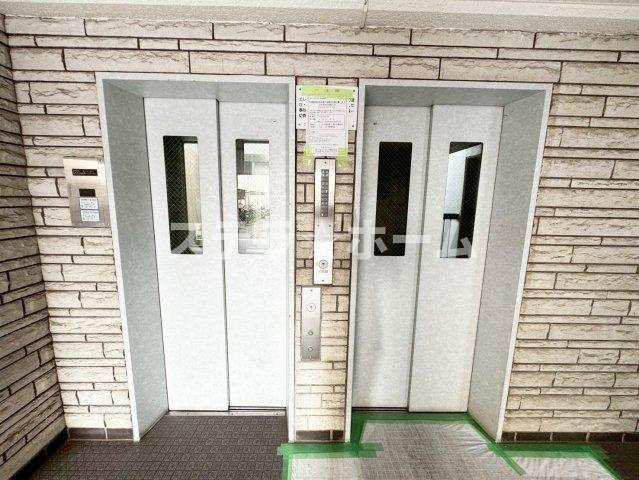 グリーンタウン茨木6番館のその他共用部分|エレベーター2基